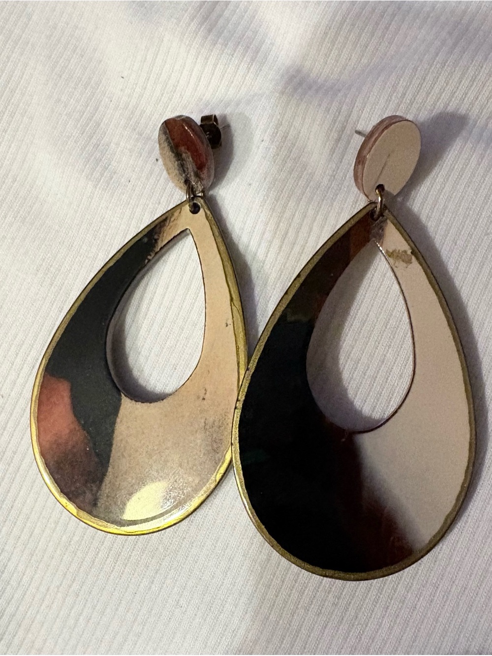 Gold-Tone Brown, Black and Cream Teardrop Statement Earrings